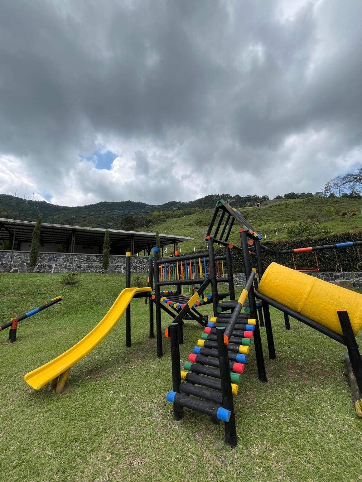 Ecohotel Sky Green Pereira Dosquebradas Esterno foto